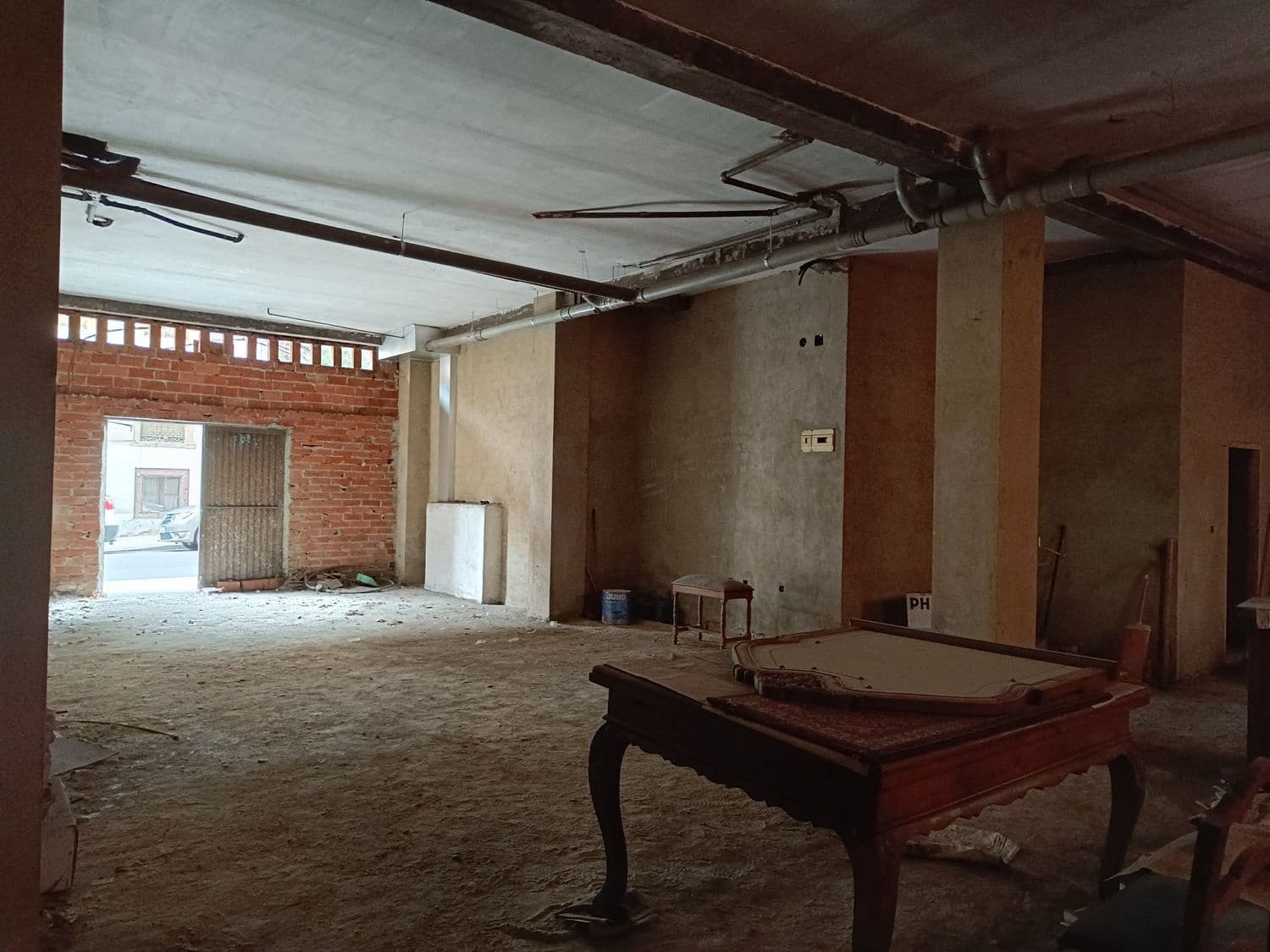 Erhverv til salg i Lena - € 130.000 (Ref: 8084617)