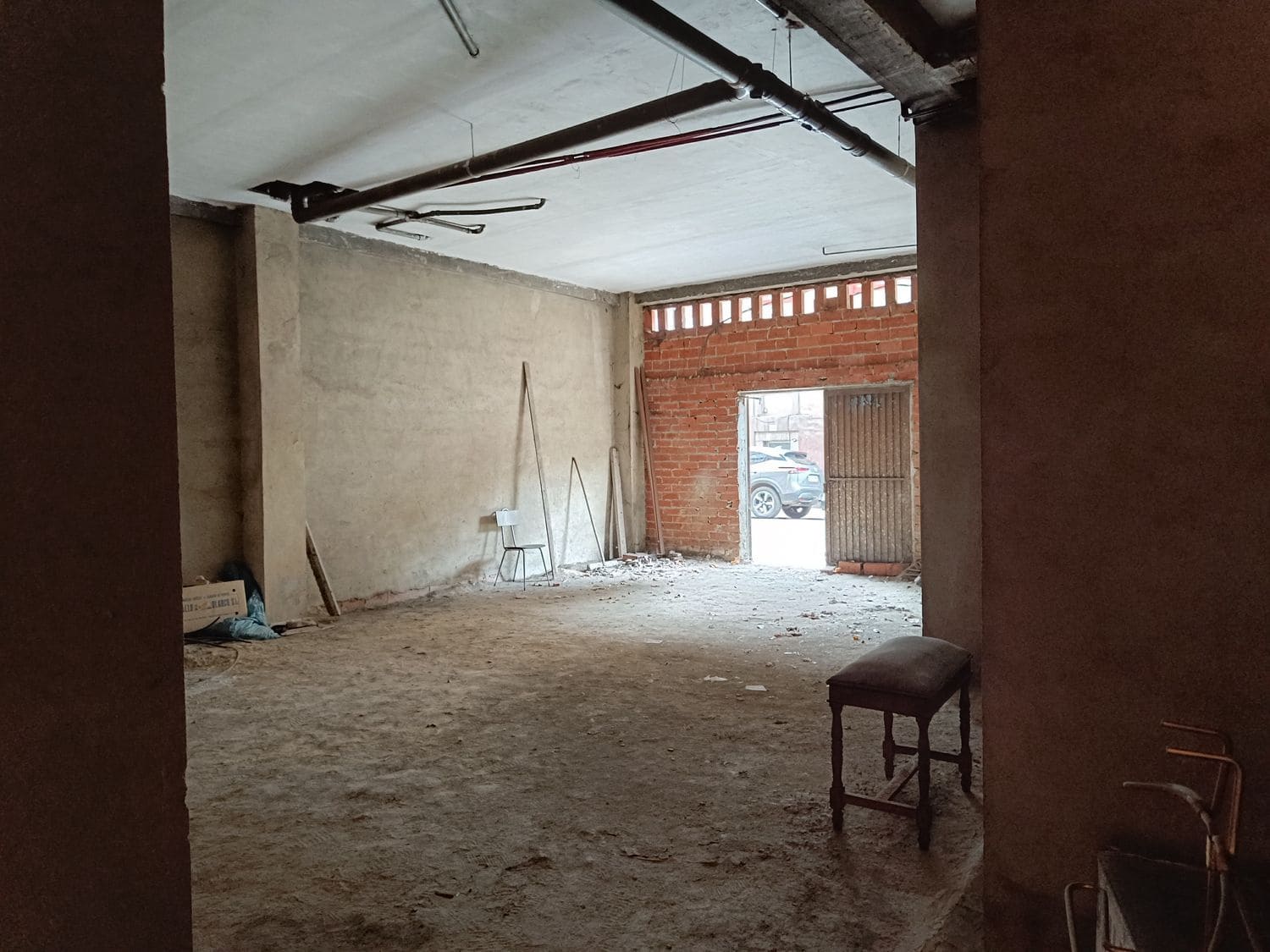 Erhverv til salg i Lena - € 130.000 (Ref: 8084617)