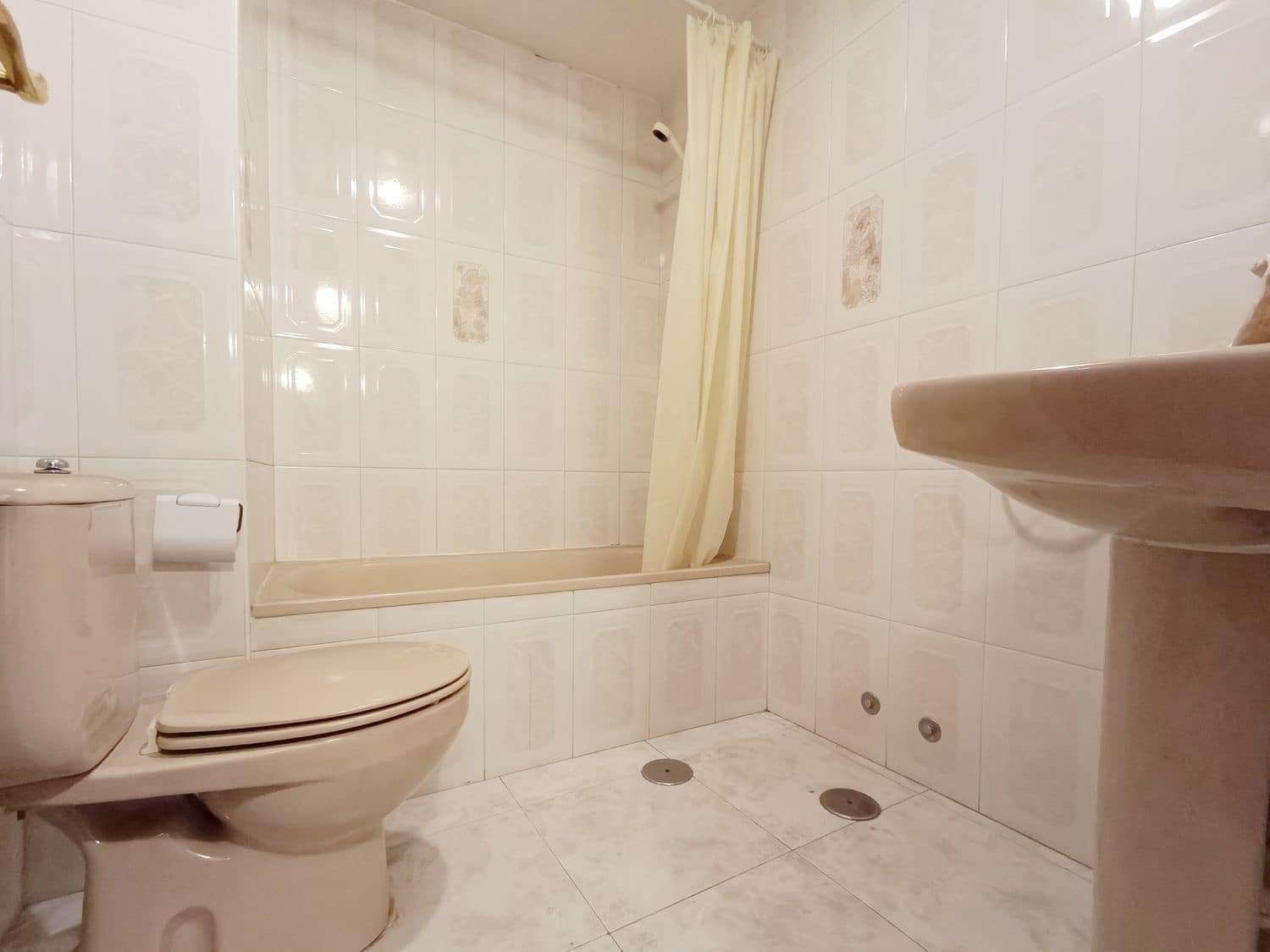 3 soveværelse Lejlighed til salg i Lena med garage - € 115.000 (Ref: 8084618)