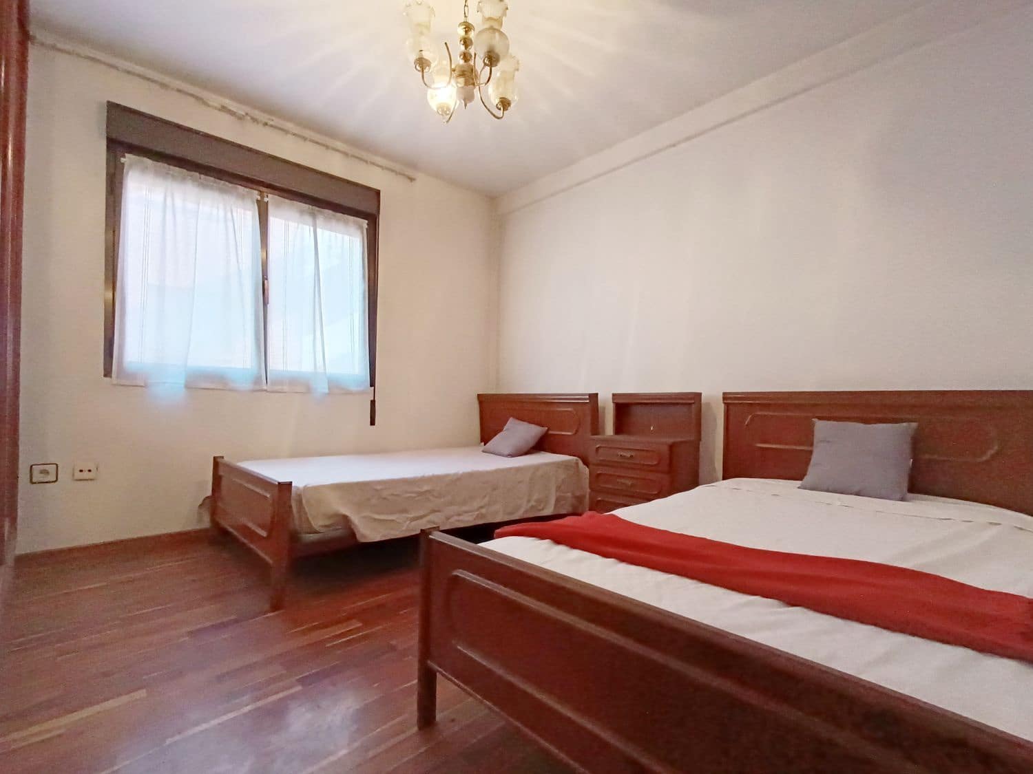 3 soveværelse Lejlighed til salg i Lena med garage - € 115.000 (Ref: 8084618)