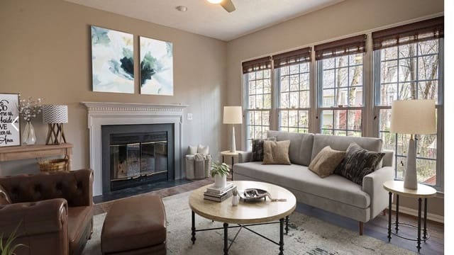 10 bedroom Townhouse for sale in Lena with garage - € 535,000 (Ref: 8084619)