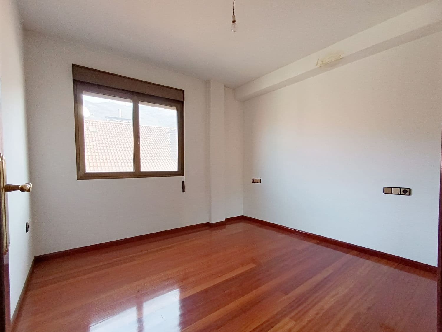 10 bedroom Townhouse for sale in Lena with garage - € 535,000 (Ref: 8084619)