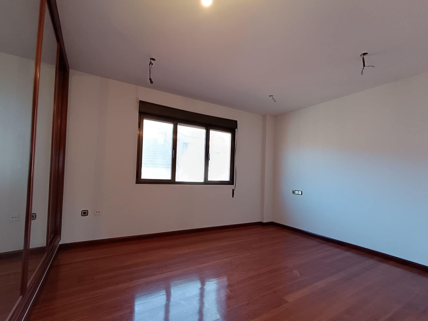 10 bedroom Townhouse for sale in Lena with garage - € 535,000 (Ref: 8084619)