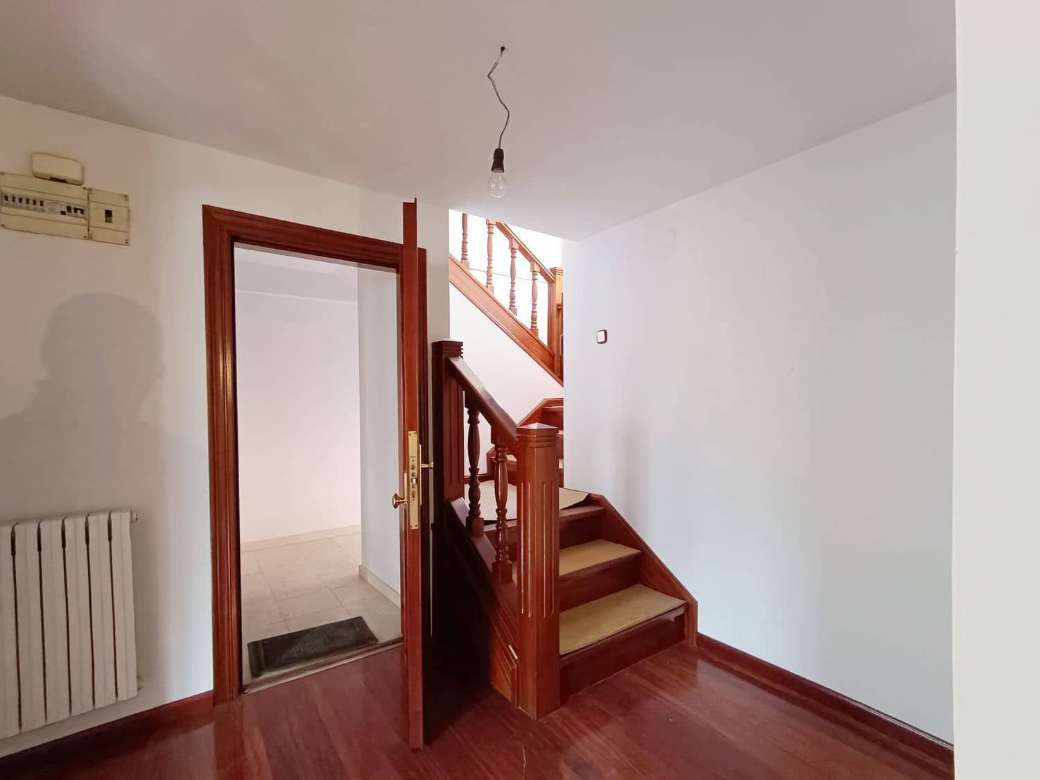 10 bedroom Townhouse for sale in Lena with garage - € 535,000 (Ref: 8084619)