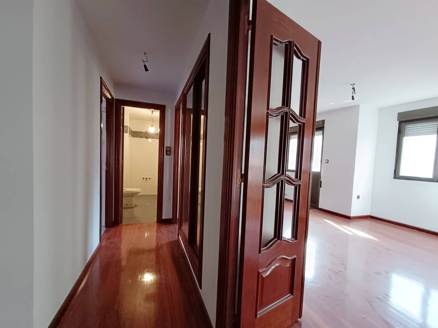 10 bedroom Townhouse for sale in Lena with garage - € 535,000 (Ref: 8084619)