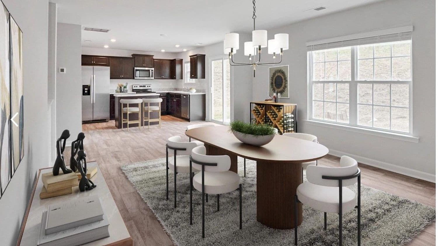 10 bedroom Townhouse for sale in Lena with garage - € 535,000 (Ref: 8084619)