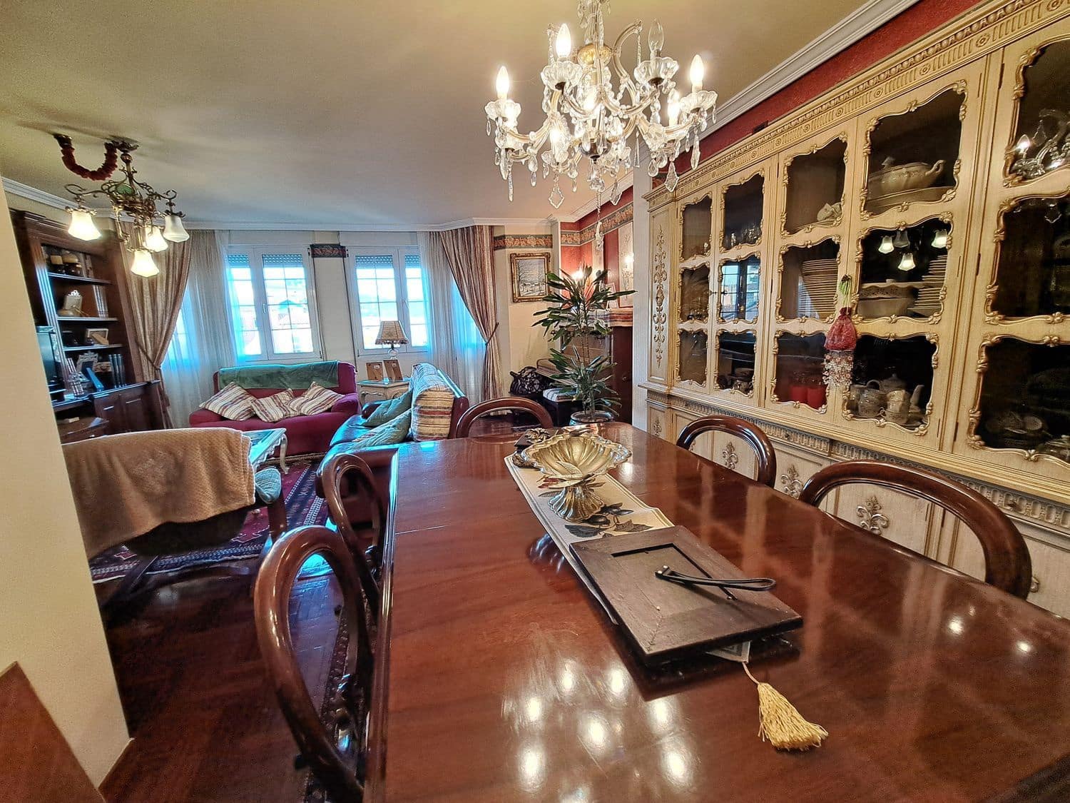 6 soveværelse Byhus til salg i Langreo med garage - € 289.000 (Ref: 8125901)