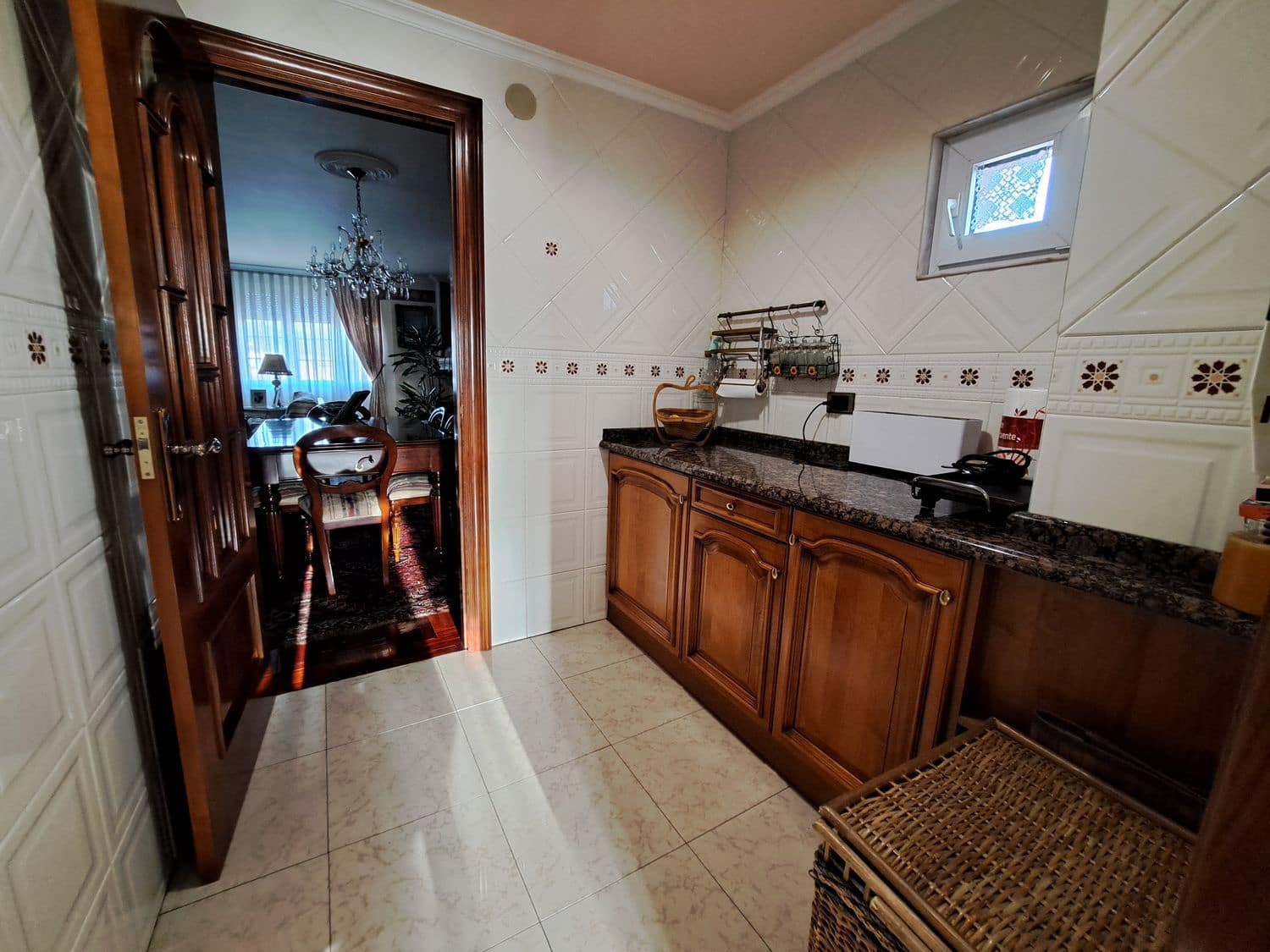 6 soveværelse Byhus til salg i Langreo med garage - € 289.000 (Ref: 8125901)