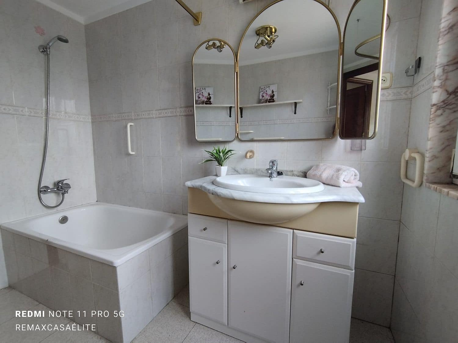 2 soveværelse Finca/Landehus til salg i Pravia med garage - € 115.000 (Ref: 8135547)