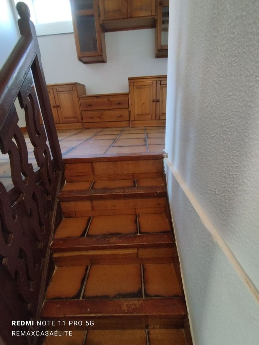 3 soveværelse Finca/Landehus til salg i Lena med garage - € 105.000 (Ref: 8177032)