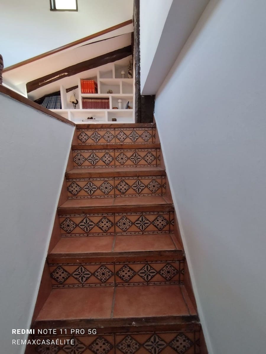 3 soveværelse Finca/Landehus til salg i Lena med garage - € 105.000 (Ref: 8177032)