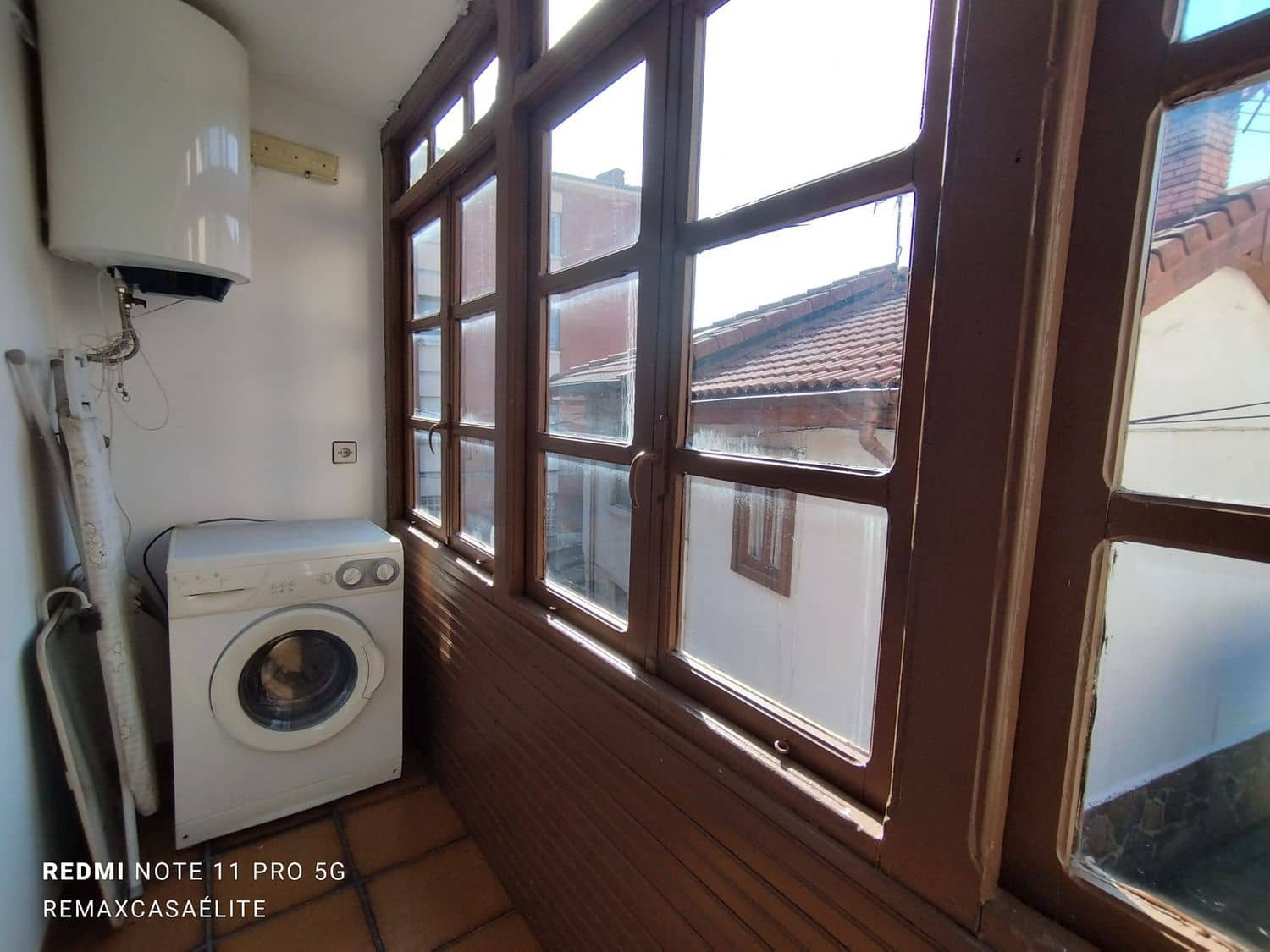 3 soveværelse Finca/Landehus til salg i Lena med garage - € 105.000 (Ref: 8177032)