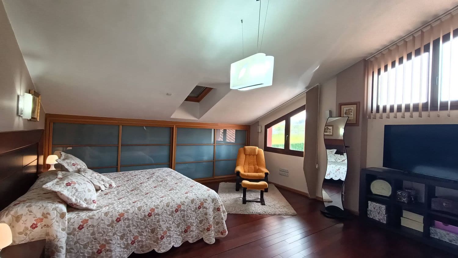 6 soveværelse Villa til salg i Gijon med swimmingpool garage - € 936.000 (Ref: 8247221)