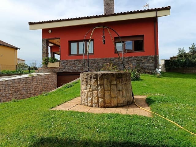 6 quarto Moradia para venda em Gijón com piscina garagem - 936 000 € (Ref: 8247221)