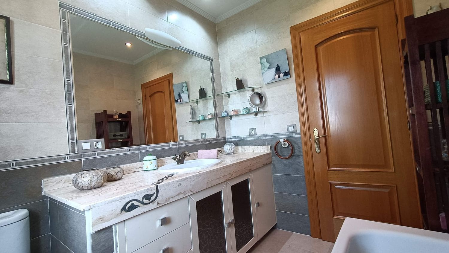 6 soveværelse Villa til salg i Gijon med swimmingpool garage - € 936.000 (Ref: 8247221)