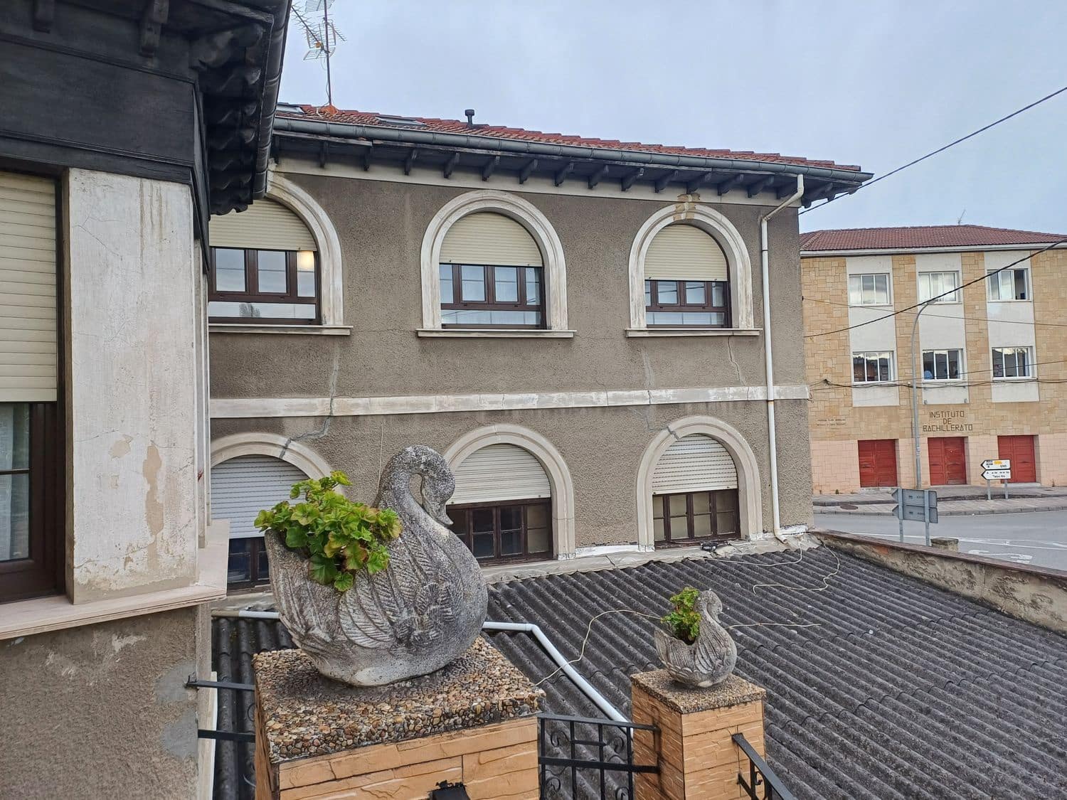 5 soveværelse Lejlighed til salg i Norena med garage - € 330.000 (Ref: 8247223)