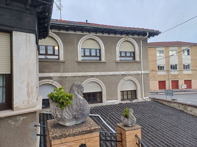 5 chambre Appartement à vendre à Noreña avec garage - 330 000 € (Ref: 8247223)