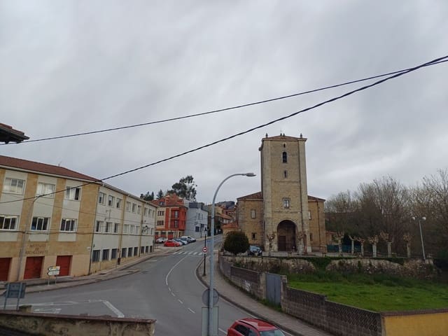 5 chambre Appartement à vendre à Noreña avec garage - 330 000 € (Ref: 8247223)