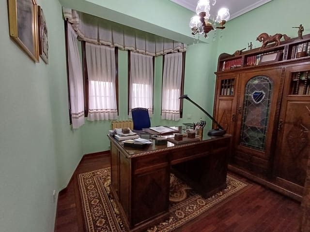 5 chambre Appartement à vendre à Noreña avec garage - 330 000 € (Ref: 8247223)