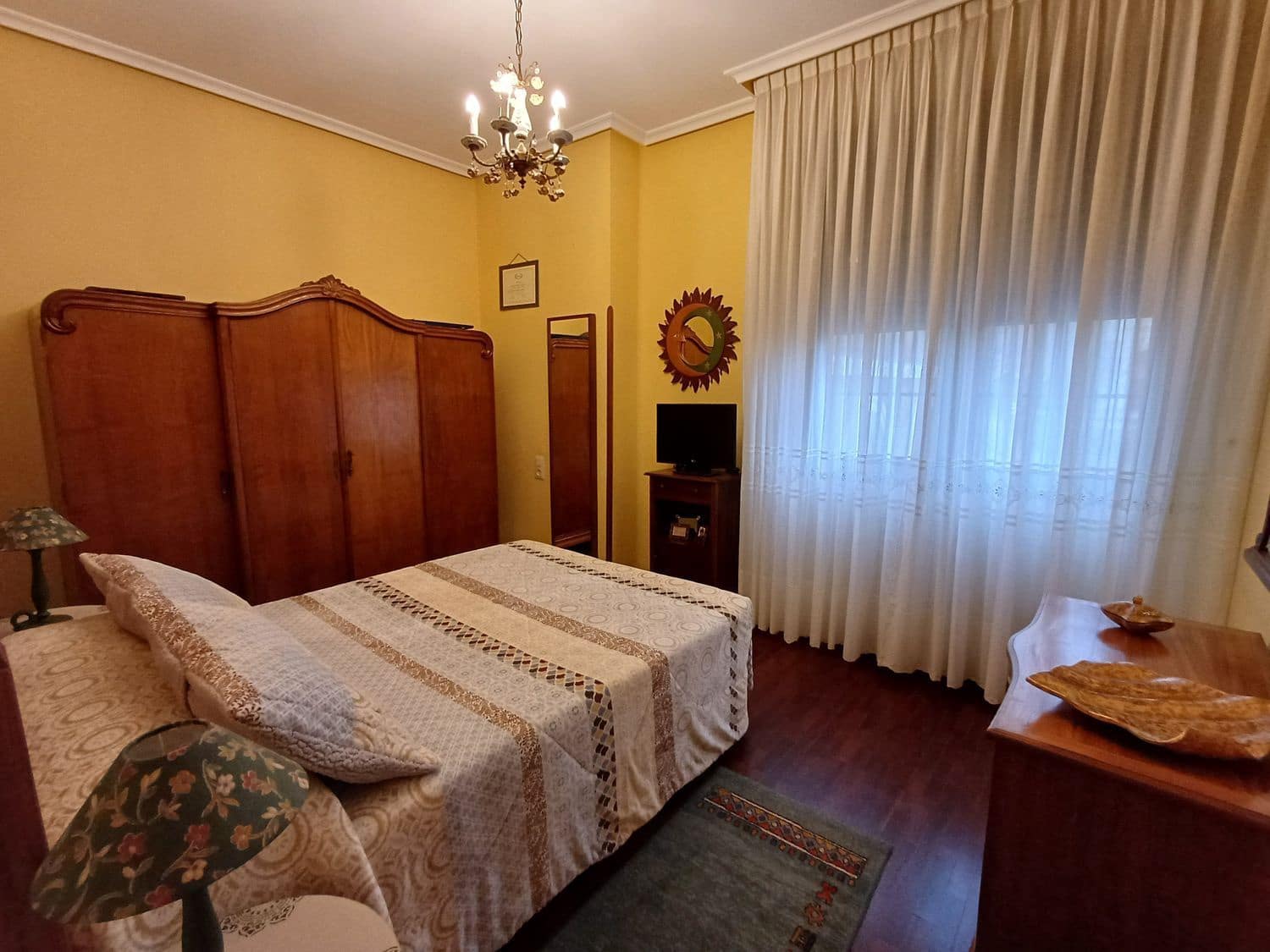 5 soveværelse Lejlighed til salg i Norena med garage - € 330.000 (Ref: 8247223)