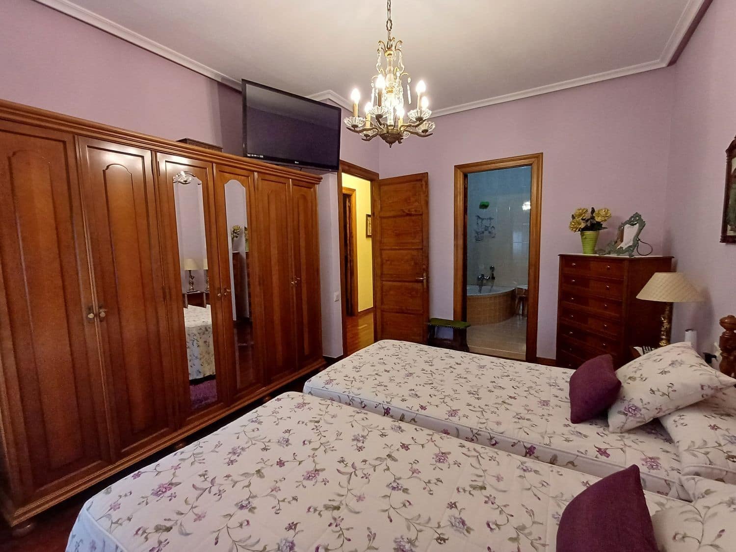 5 soveværelse Lejlighed til salg i Norena med garage - € 330.000 (Ref: 8247223)