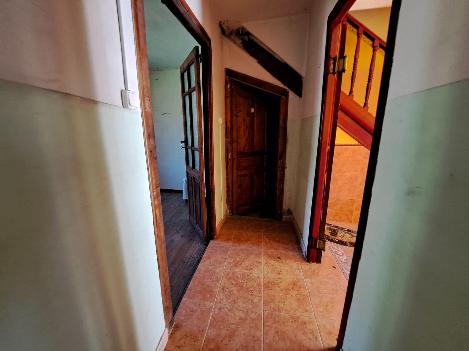 5 bedroom Finca/Country House for sale in Carmenes with garage - € 79,000 (Ref: 8247241)