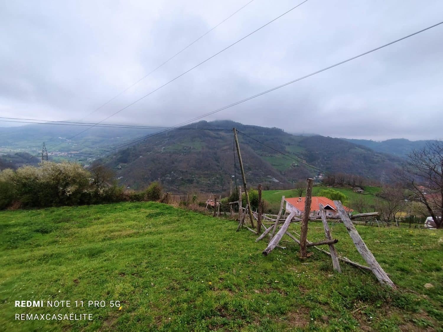 Grunde uden byggetilladelser til salg i Lena - € 35.000 (Ref: 8247249)