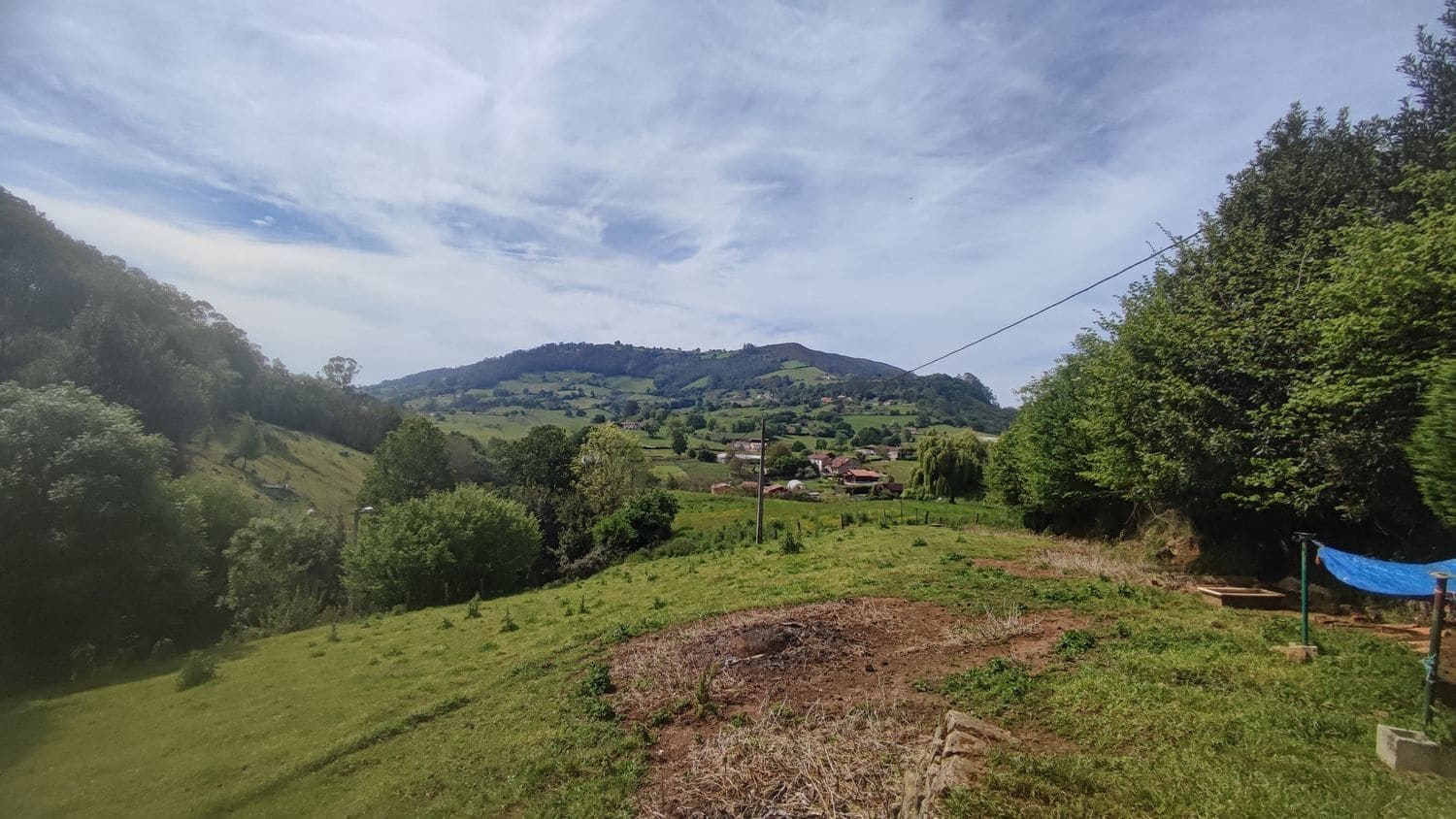 Grunde uden byggetilladelser til salg i Siero - € 30.000 (Ref: 8302523)