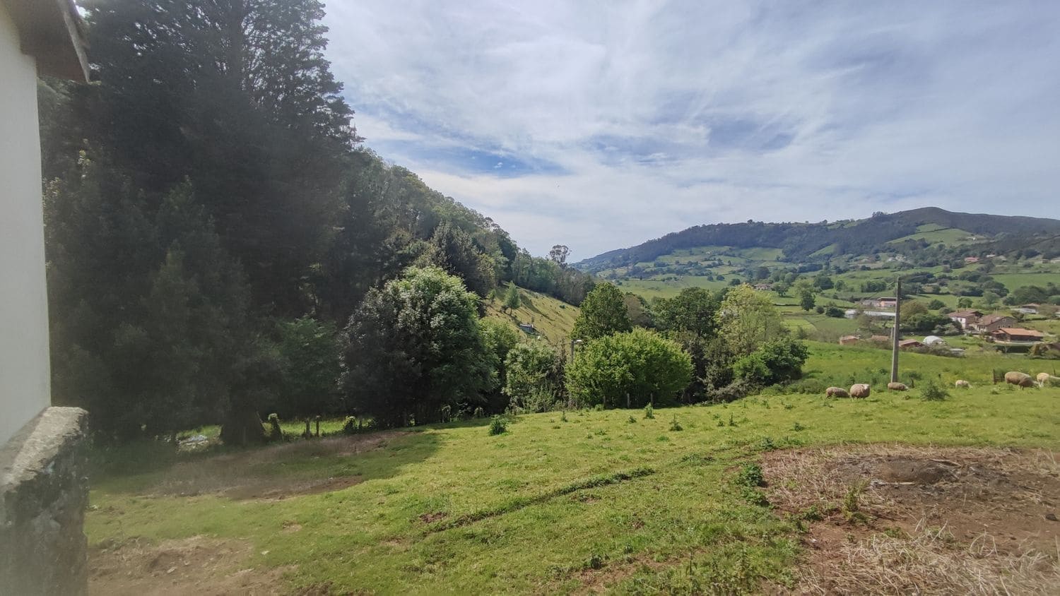 Grunde uden byggetilladelser til salg i Siero - € 30.000 (Ref: 8302523)