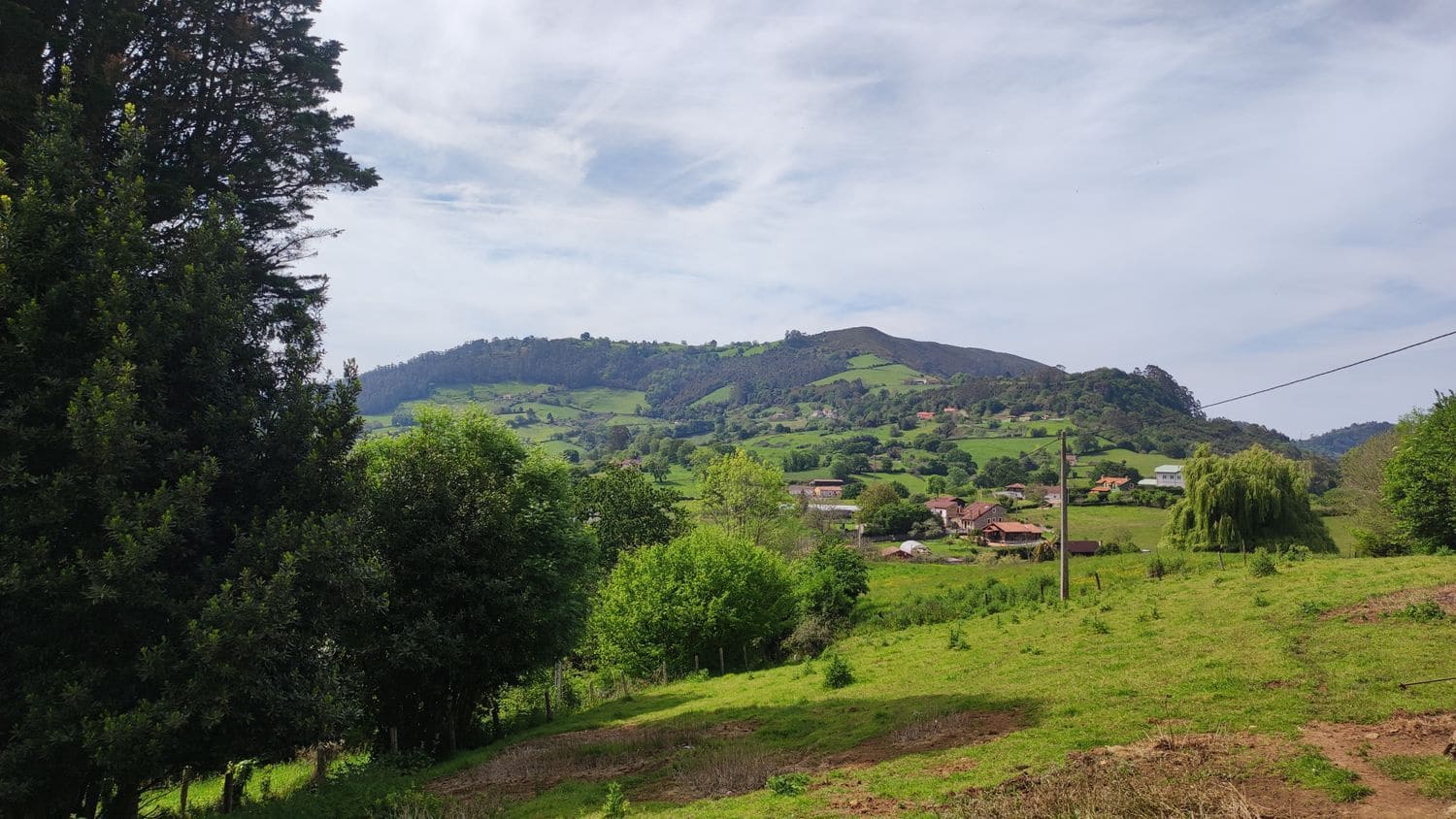 Grunde uden byggetilladelser til salg i Siero - € 30.000 (Ref: 8302523)