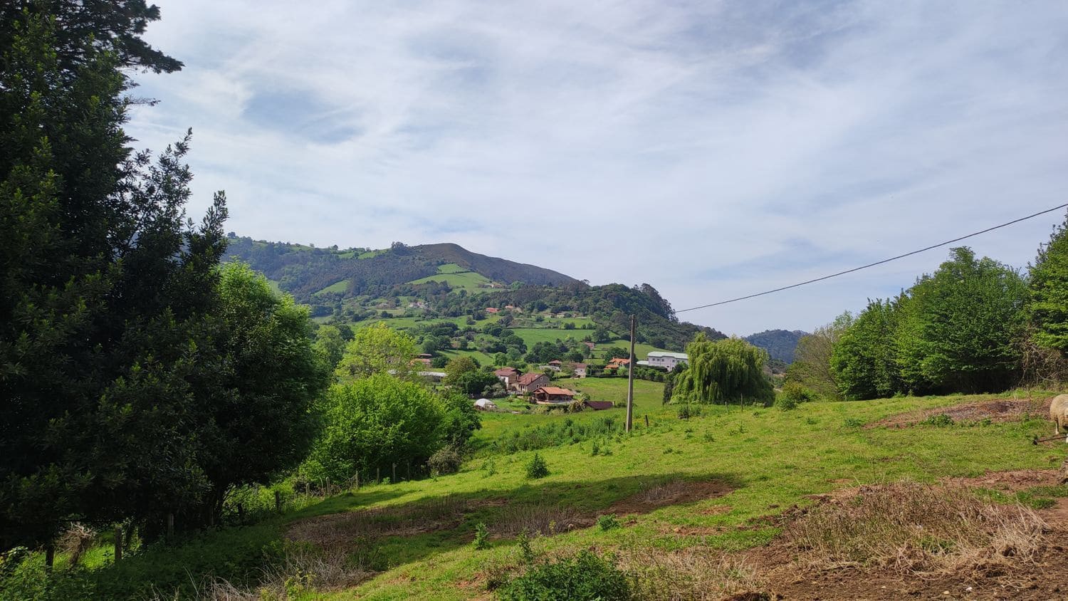 Grunde uden byggetilladelser til salg i Siero - € 30.000 (Ref: 8302523)