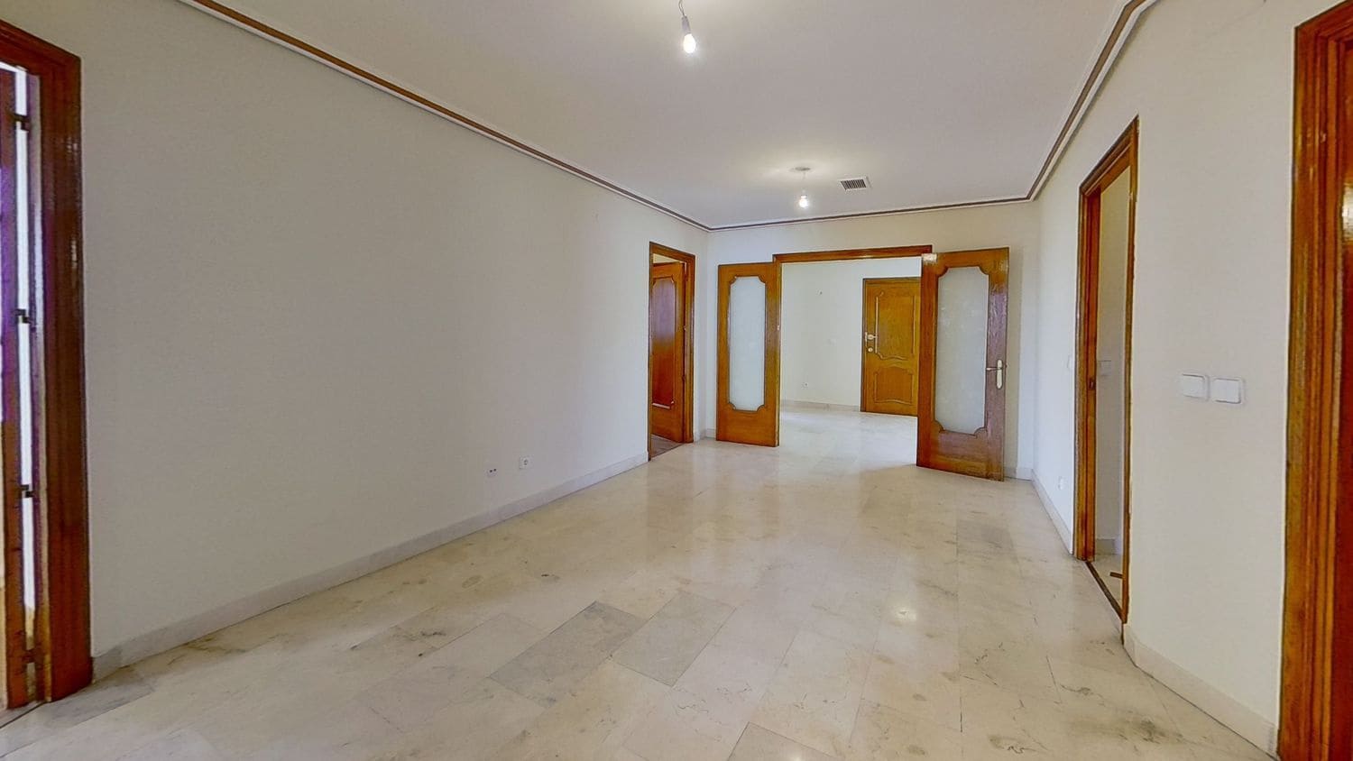 4 soveværelse Lejlighed til salg i Manzanares med garage - € 179.000 (Ref: 8306783)