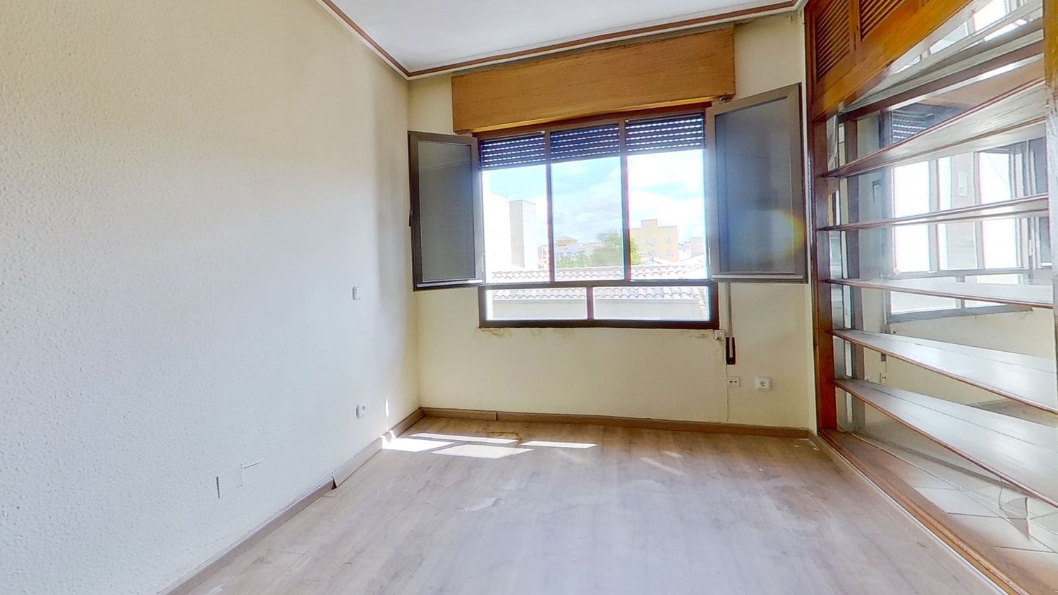 4 soveværelse Lejlighed til salg i Manzanares med garage - € 179.000 (Ref: 8306783)