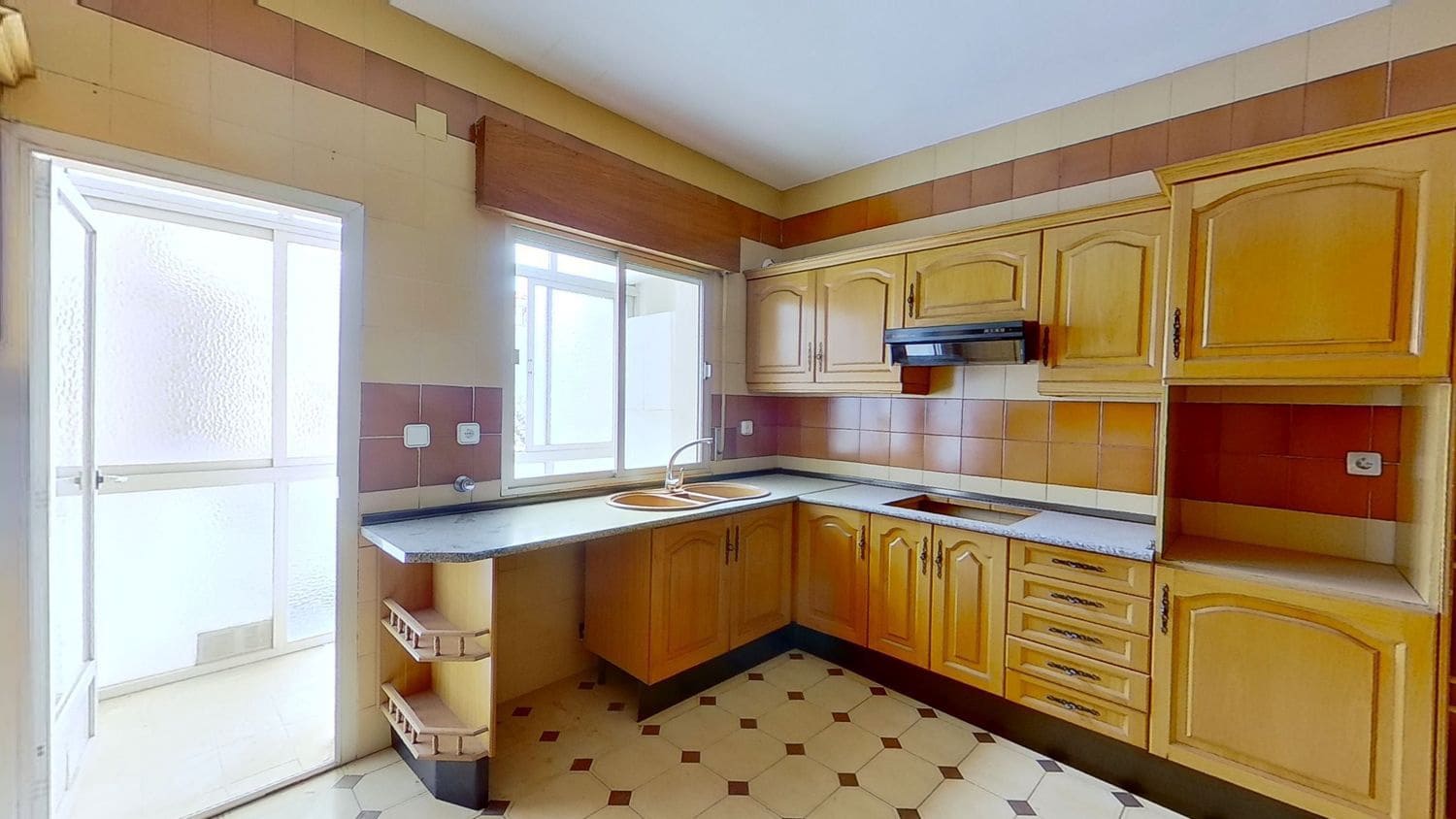 4 soveværelse Lejlighed til salg i Manzanares med garage - € 179.000 (Ref: 8306783)