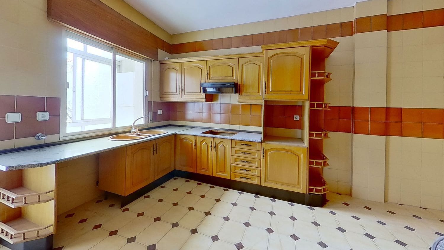 4 soveværelse Lejlighed til salg i Manzanares med garage - € 179.000 (Ref: 8306783)