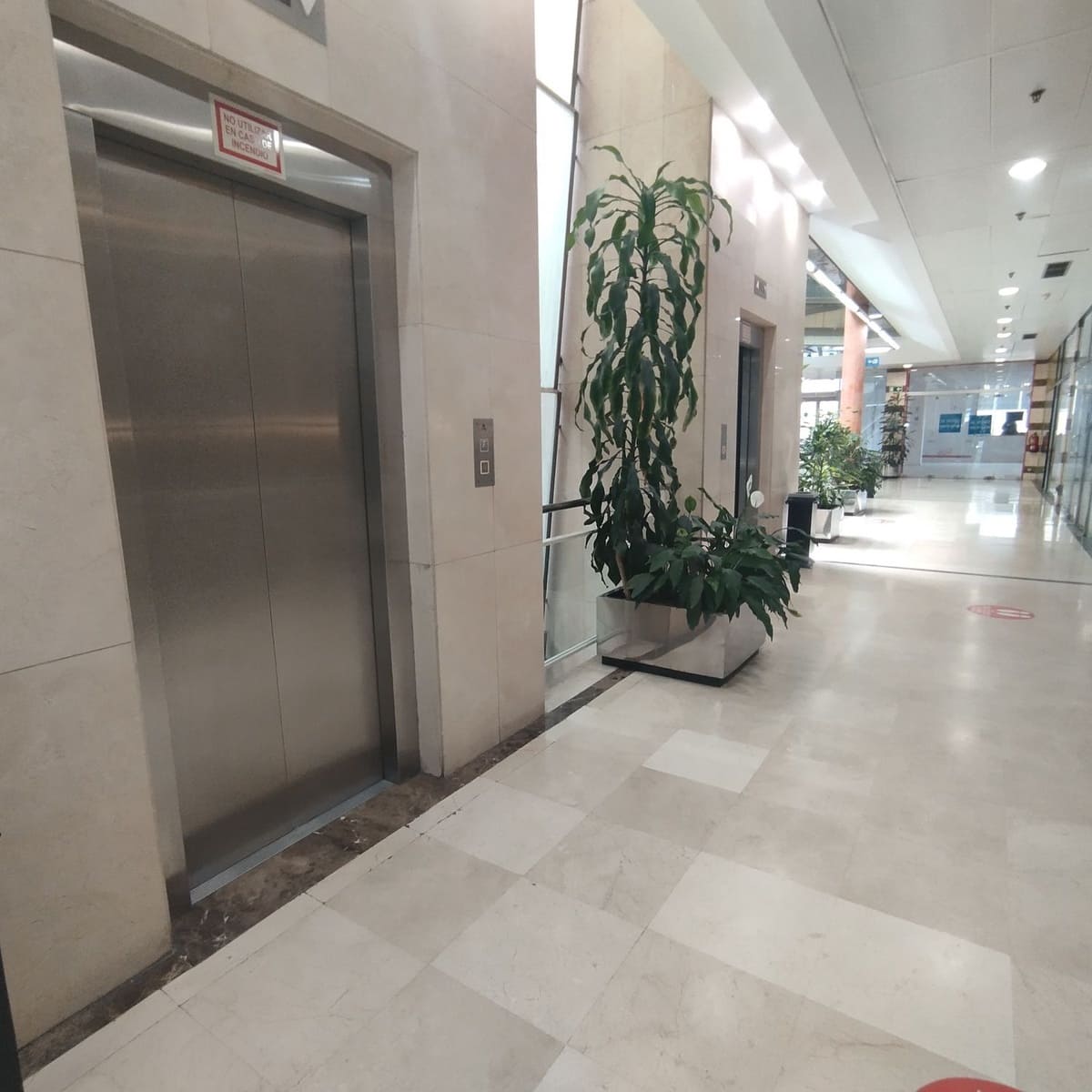 Garage til salg i Oviedo - € 16.000 (Ref: 8315633)