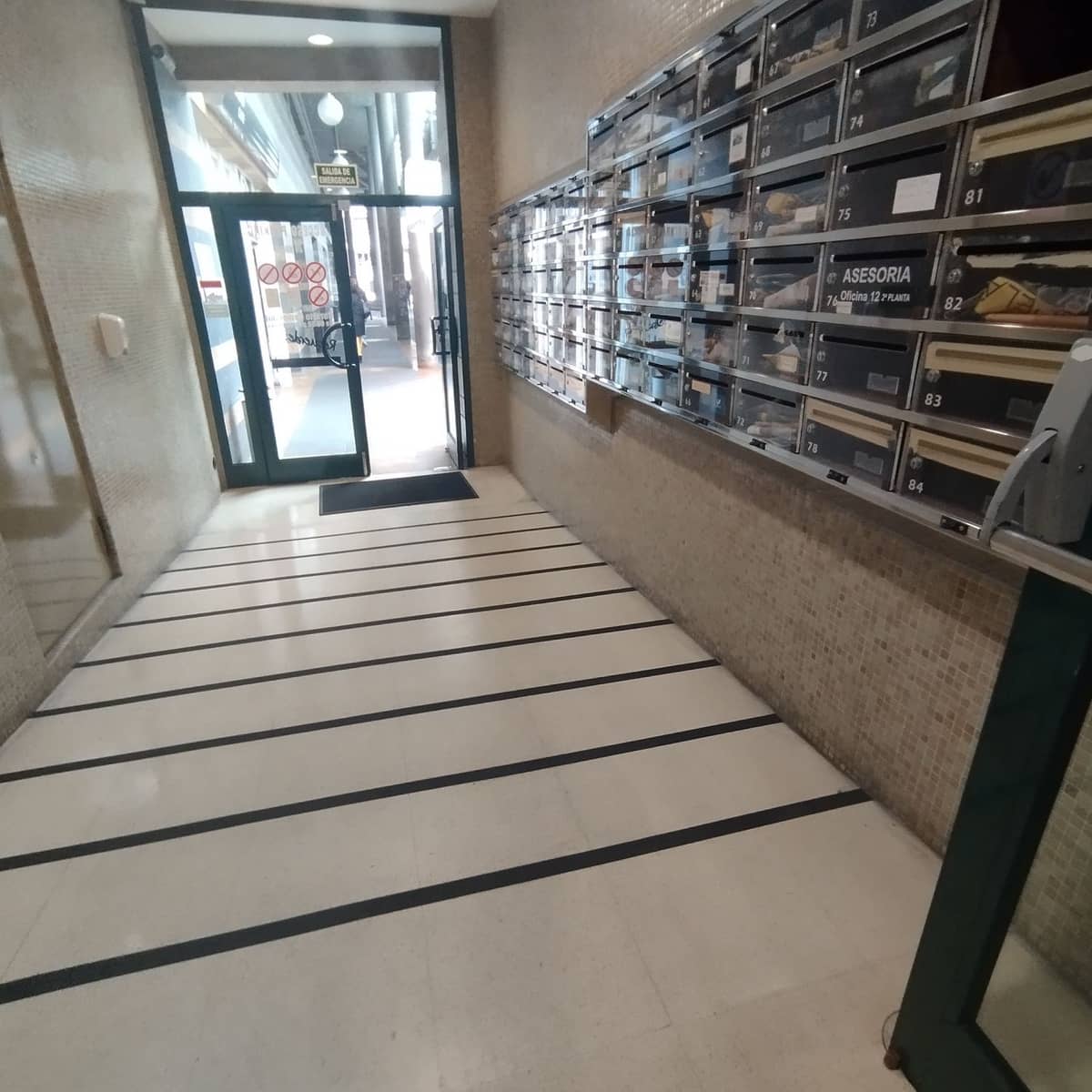 Garage til salg i Oviedo - € 16.000 (Ref: 8315633)