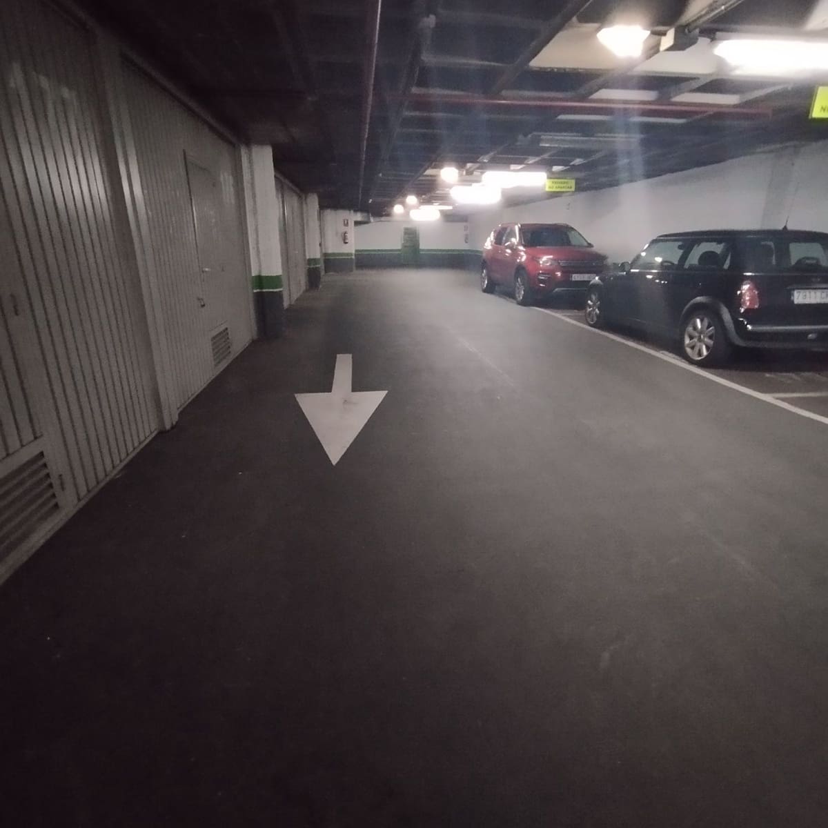 Garage til salg i Oviedo - € 16.000 (Ref: 8315633)