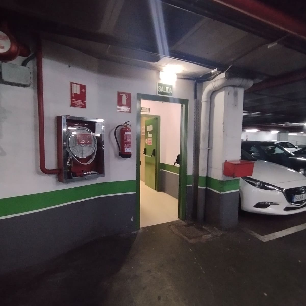 Garage til salg i Oviedo - € 16.000 (Ref: 8315633)