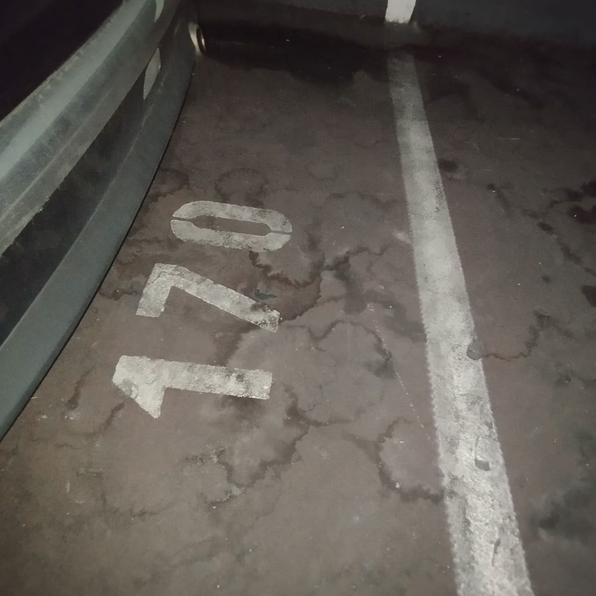 Garage til salg i Oviedo - € 16.000 (Ref: 8315633)