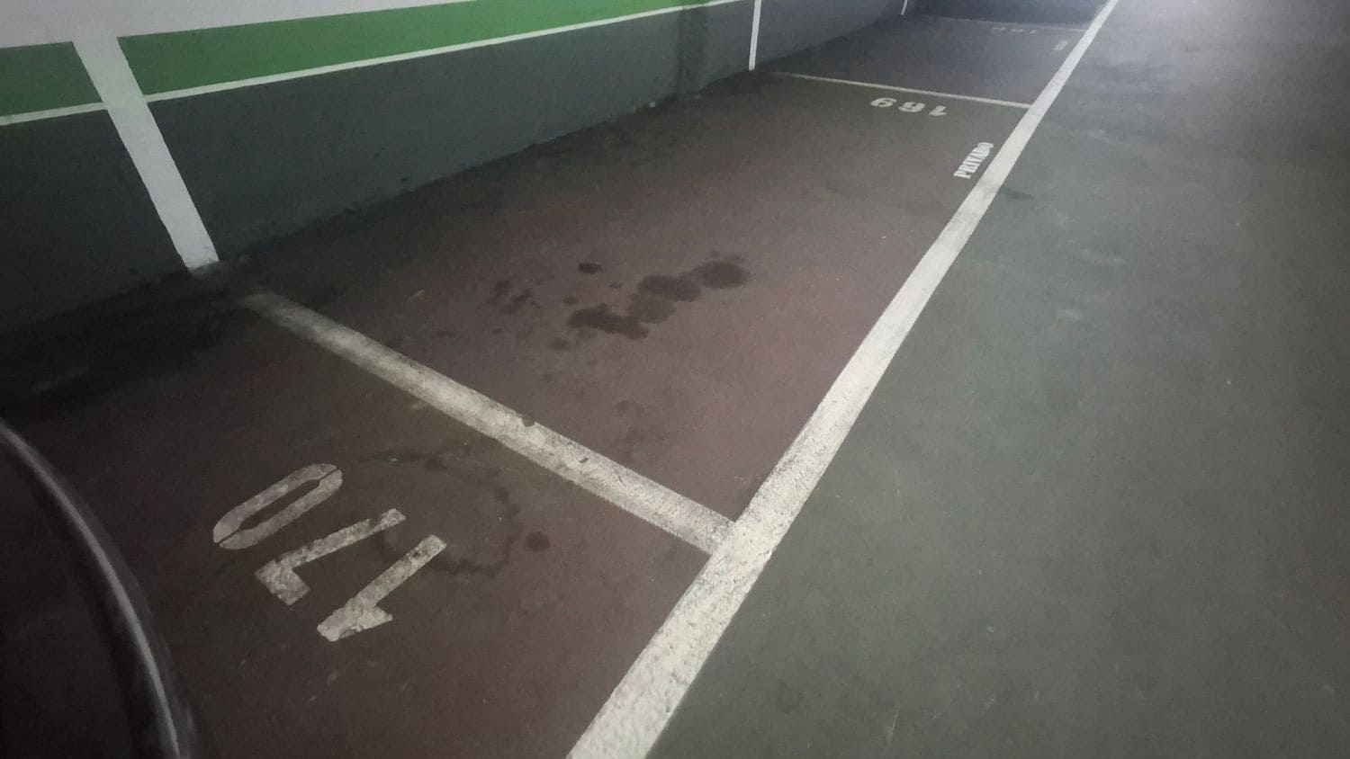 Garage til salg i Oviedo - € 16.000 (Ref: 8315633)