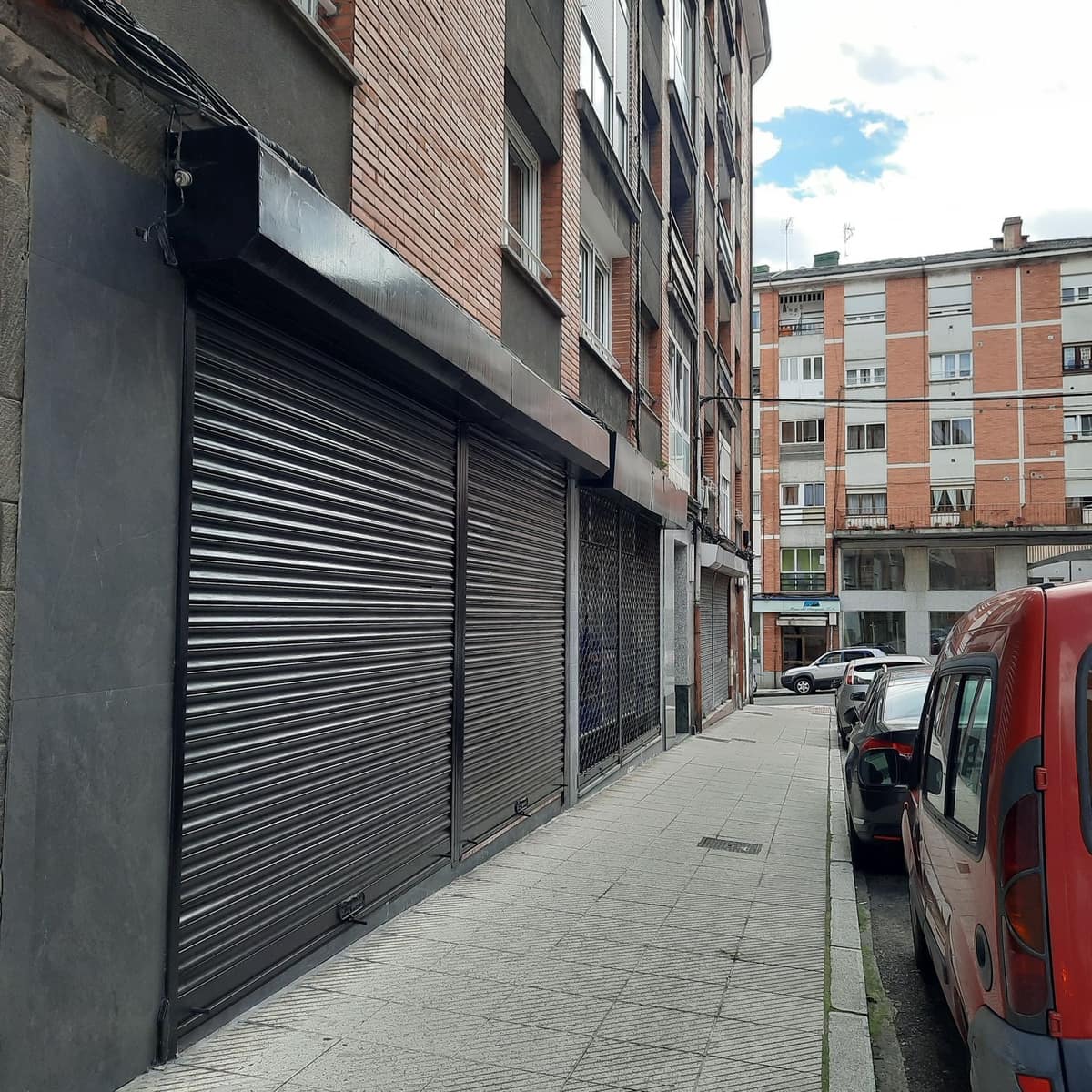 Gewerbe zu vermieten in Oviedo - 300 € (Ref: 8324220)