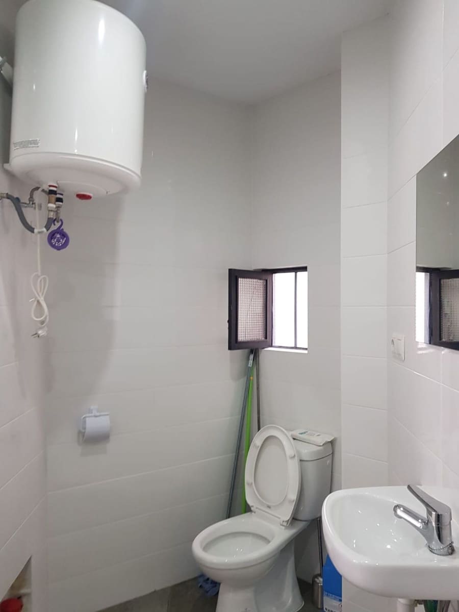 Gewerbe zu vermieten in Oviedo - 300 € (Ref: 8324220)