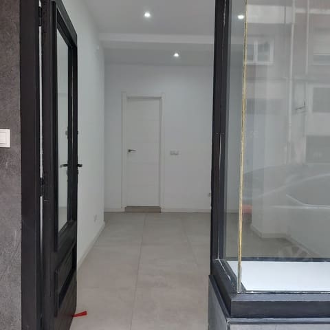 Gewerbe zu vermieten in Centro Urbano, Oviedo - 300 € (Ref: 8324220)