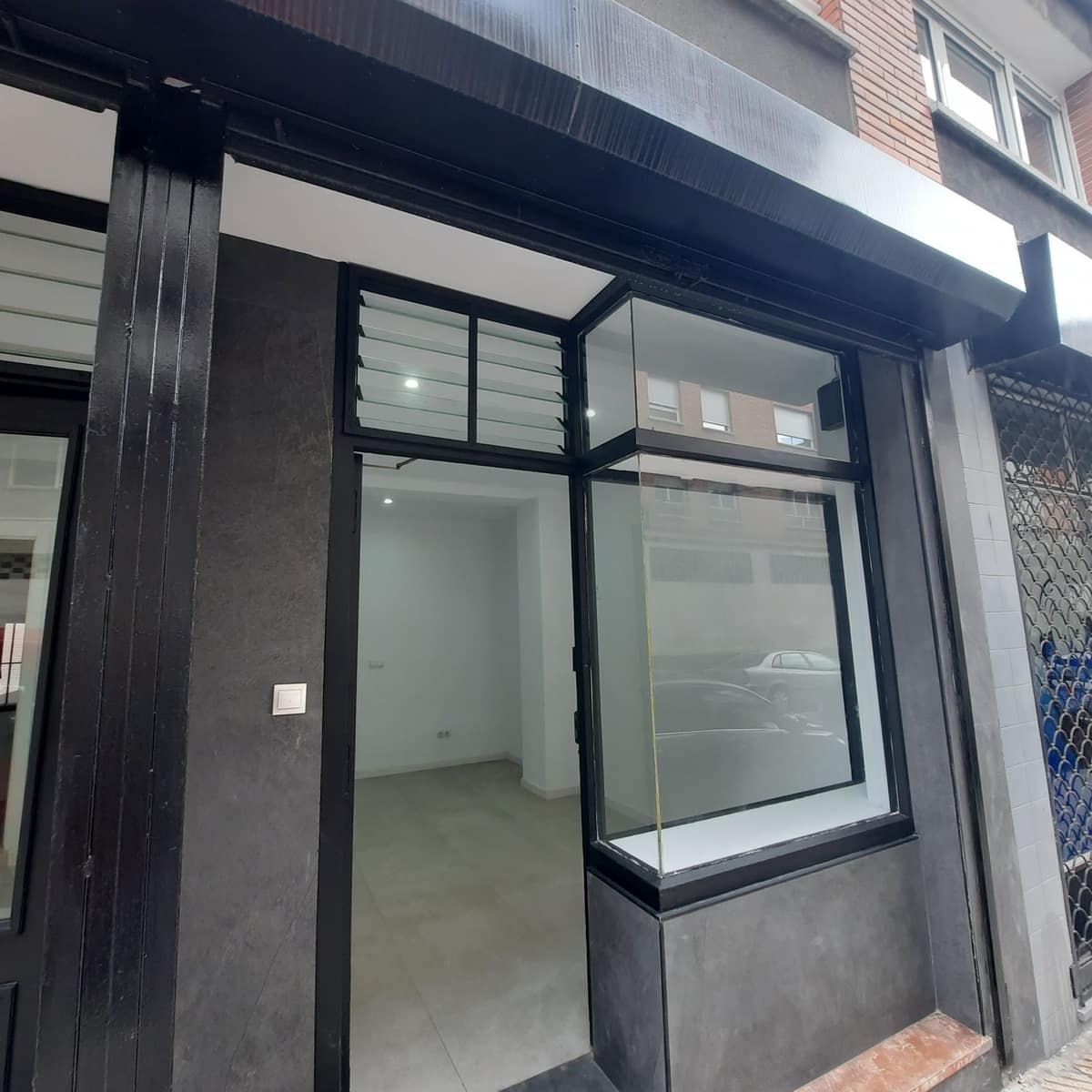 Gewerbe zu vermieten in Oviedo - 300 € (Ref: 8324220)