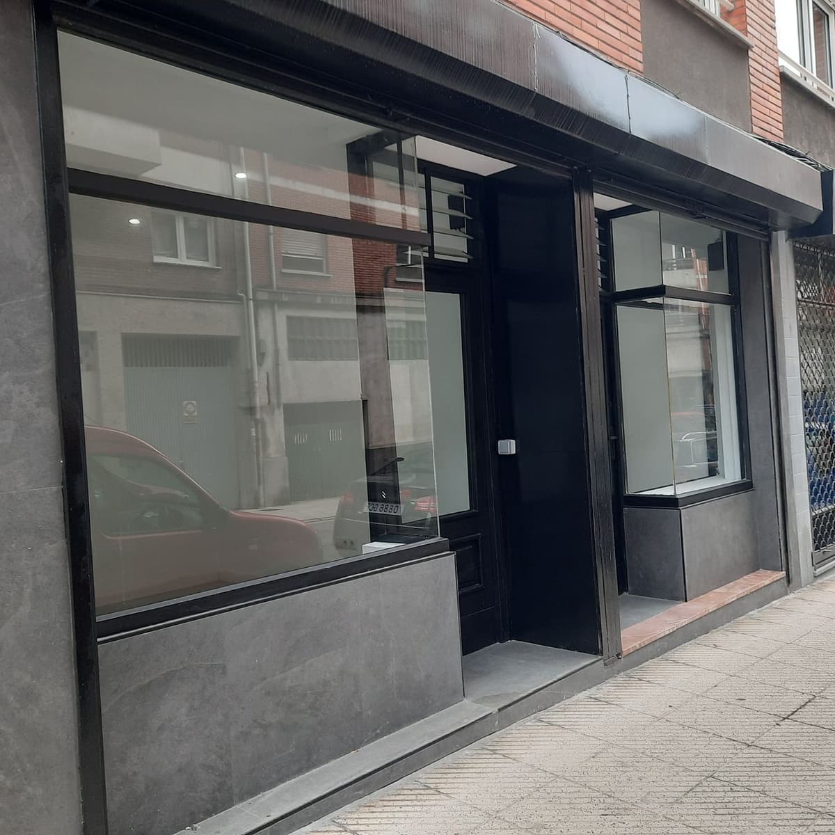 Gewerbe zu vermieten in Oviedo - 300 € (Ref: 8324220)