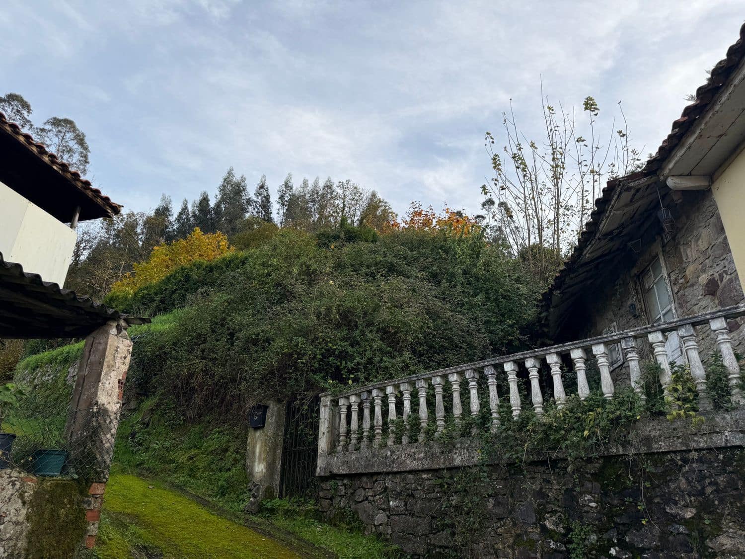 3 sypialnia Finka/Dom wiejski na sprzedaż w Pravia z garażem - 29 900 € (Ref: 8655123)