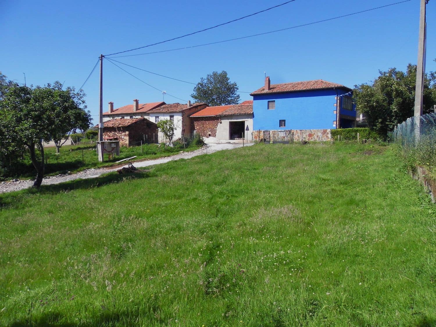 Grunde uden byggetilladelser til salg i Villaviciosa - € 35.500 (Ref: 8655129)