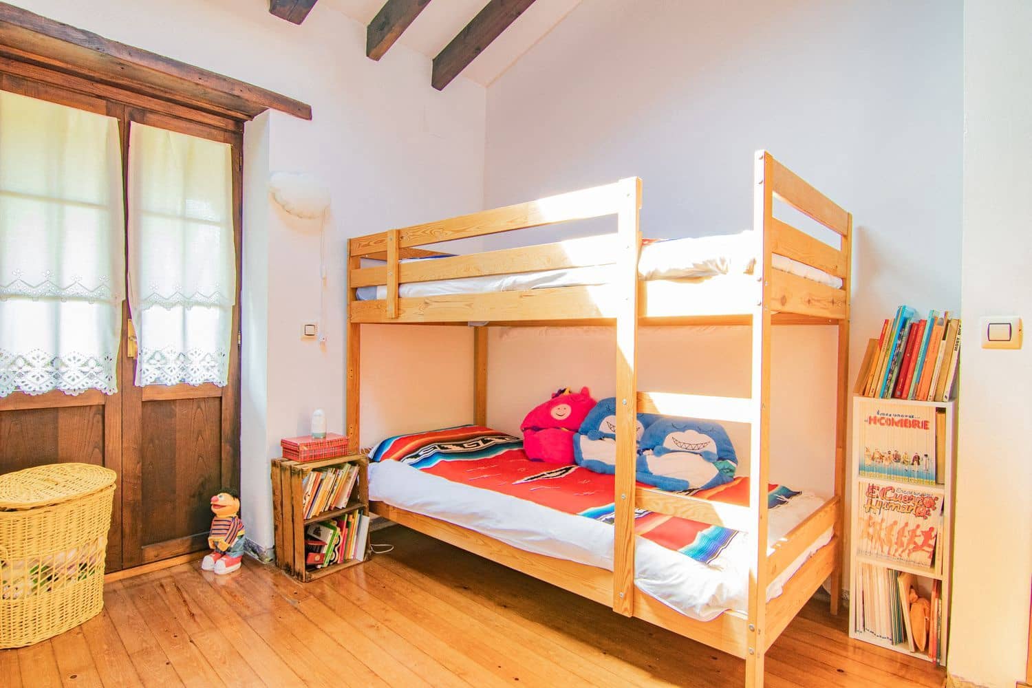 5 soveværelse Byhus til salg i Siero med garage - € 487.000 (Ref: 8655143)