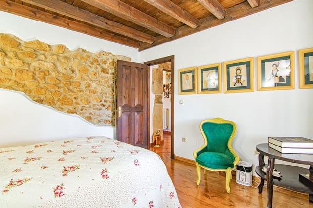 5 soverom Hus til salgs i Siero med garasje - € 487 000 (Ref: 8655143)